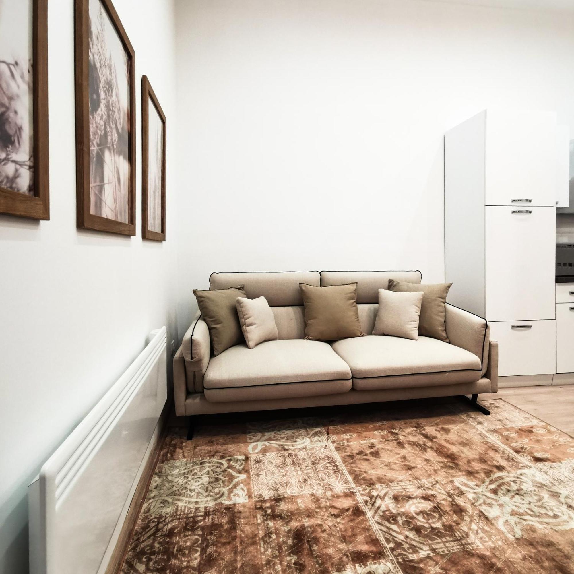 Szep Large Apartment *
